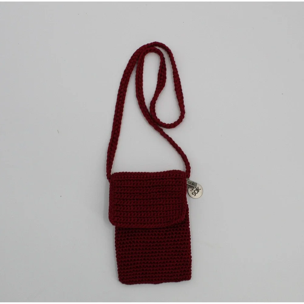 The Sak Iris Crochet Crossbody Bag Red Burgundy Small Smartphone Pouch Purse